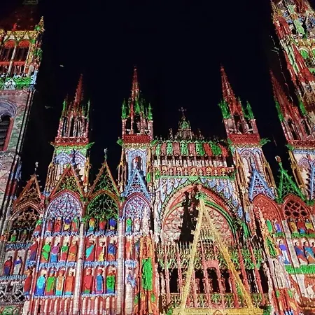 Lägenhet - - Centre Historique - Tout Confort - Internet Fibre