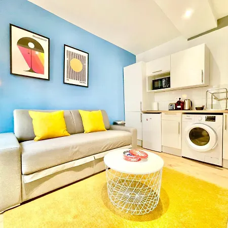 - - Centre Historique - Tout Confort - Internet Fibre Lägenhet *