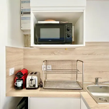 Apartment - - Centre Historique - Tout Confort - Internet Fibre