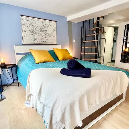 Apartment - - Centre Historique - Tout Confort - Internet Fibre