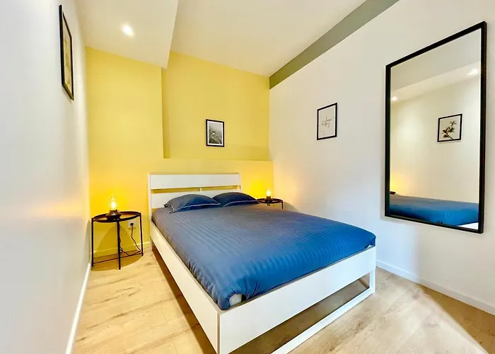 Daire - - Centre Historique - Tout Confort - Internet Fibre