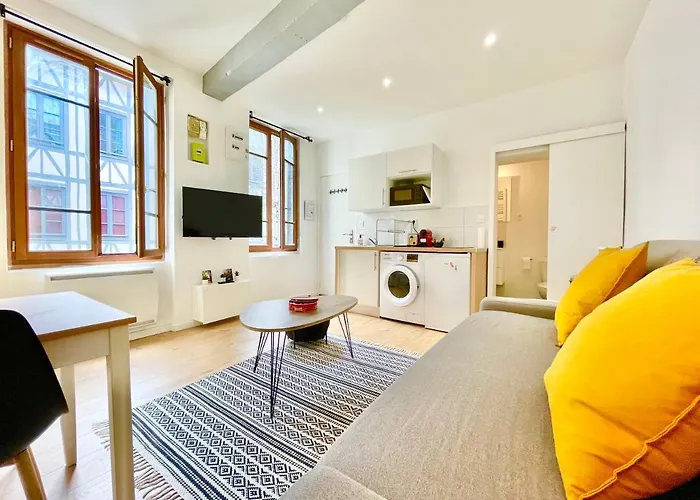 - - Centre Historique - Tout Confort - Internet Fibre Rouen