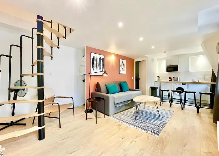 - - Centre Historique - Tout Confort - Internet Fibre