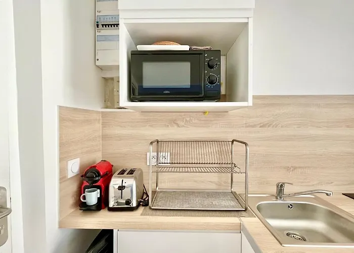 Apartment - - Centre Historique - Tout Confort - Internet Fibre