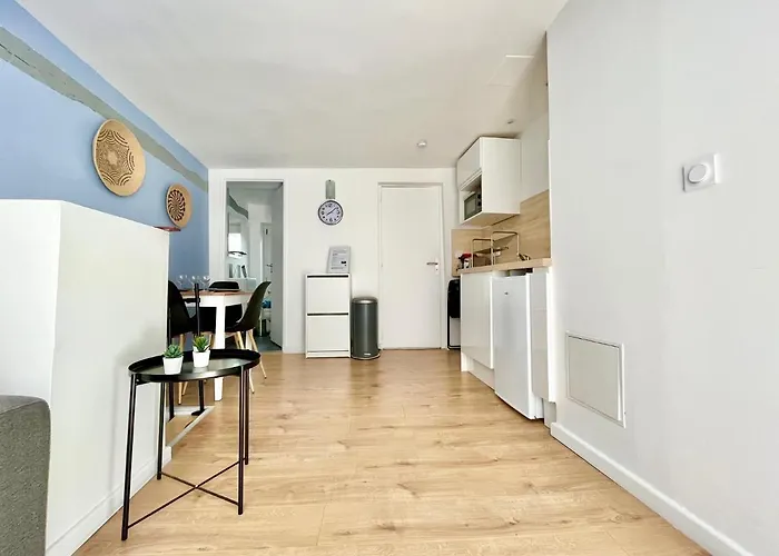 - - Centre Historique - Tout Confort - Internet Fibre Apartment *