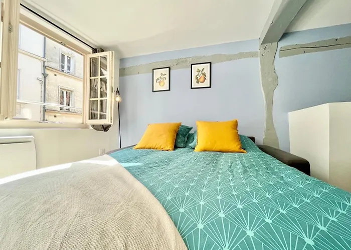 - - Centre Historique - Tout Confort - Internet Fibre