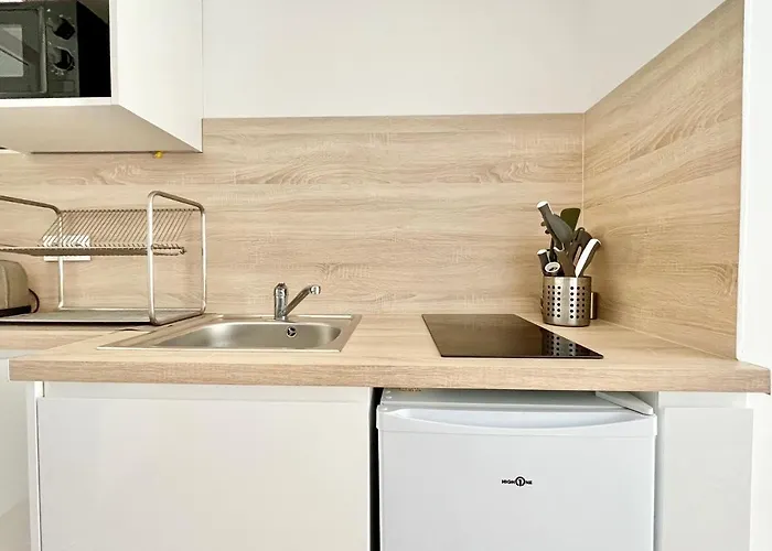 - - Centre Historique - Tout Confort - Internet Fibre Apartment