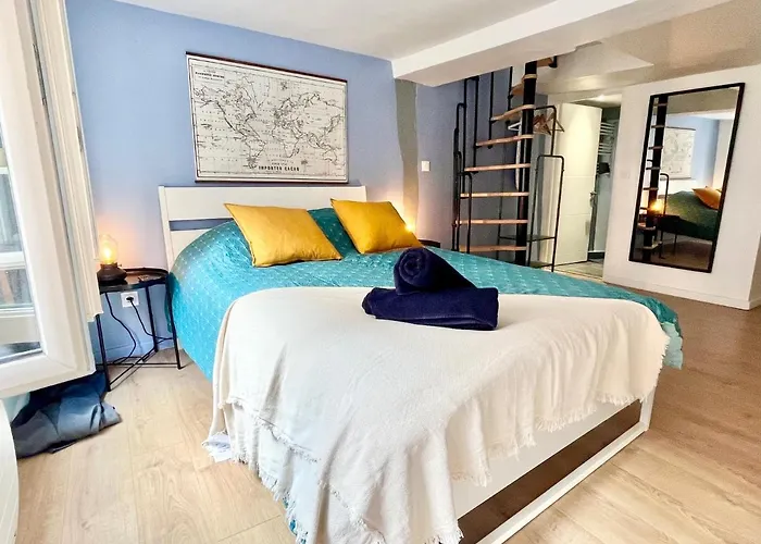 Daire - - Centre Historique - Tout Confort - Internet Fibre